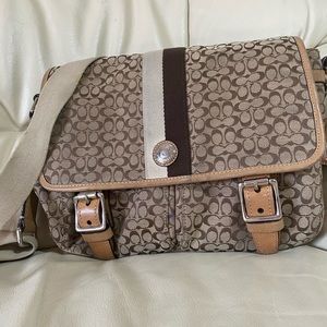 Coach Messenger bag